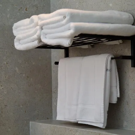 Amando Perez Διαμέρισμα