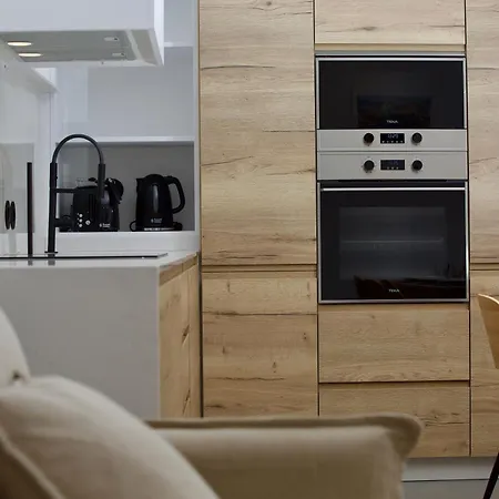 Amando Perez Διαμέρισμα *